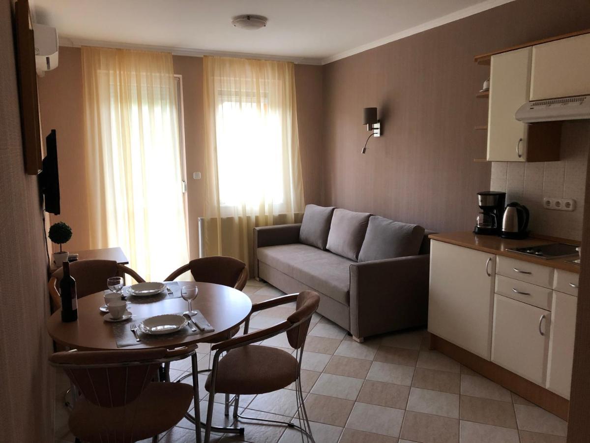 Jozsef Apartments House ซาลาคาโรส ภายนอก รูปภาพ